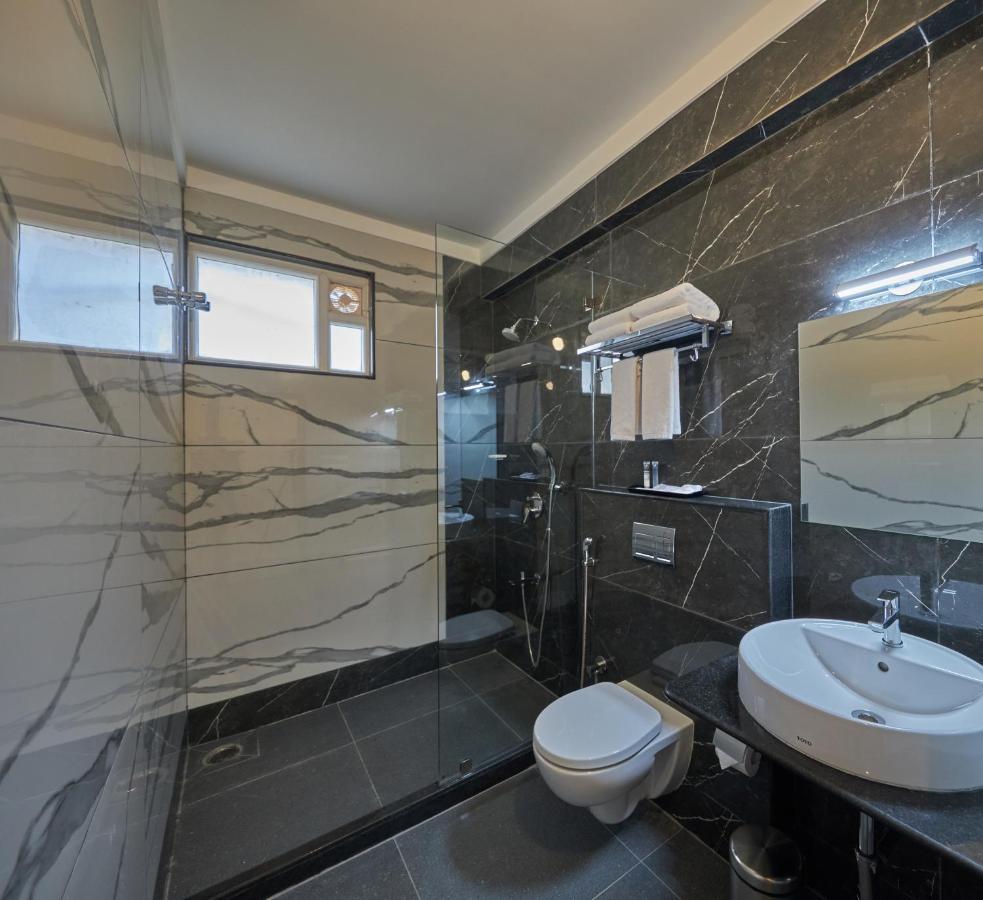 Regenta Inn 4Th Block Koramangala Bangalore Exteriör bild