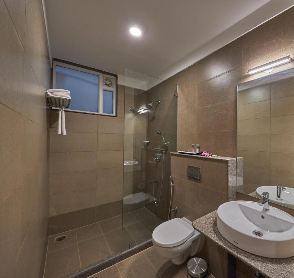 Regenta Inn 4Th Block Koramangala Bangalore Exteriör bild